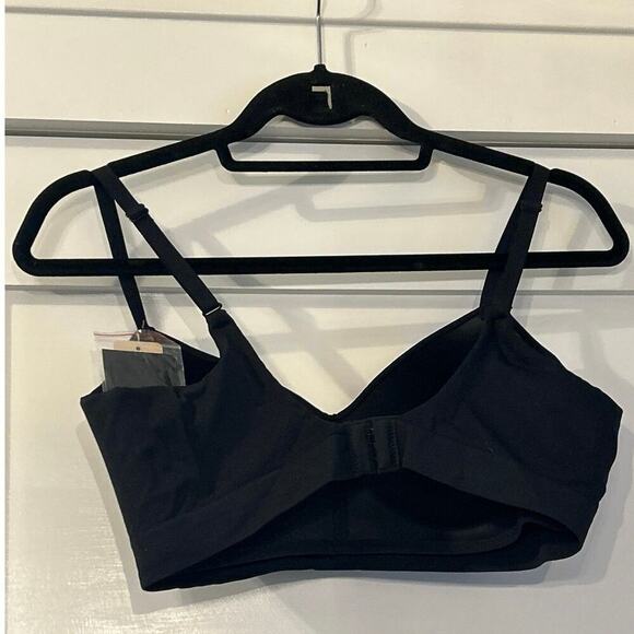 Truekind® Supportive Comfort Wireless Shaping Bra black large - Picture 3 of 6